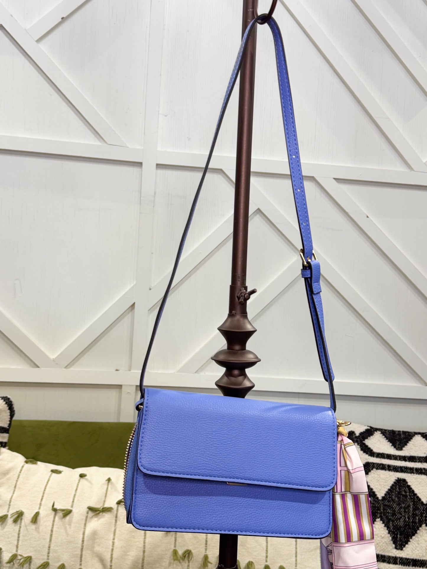 Lauryn Push-Lock Crossbody