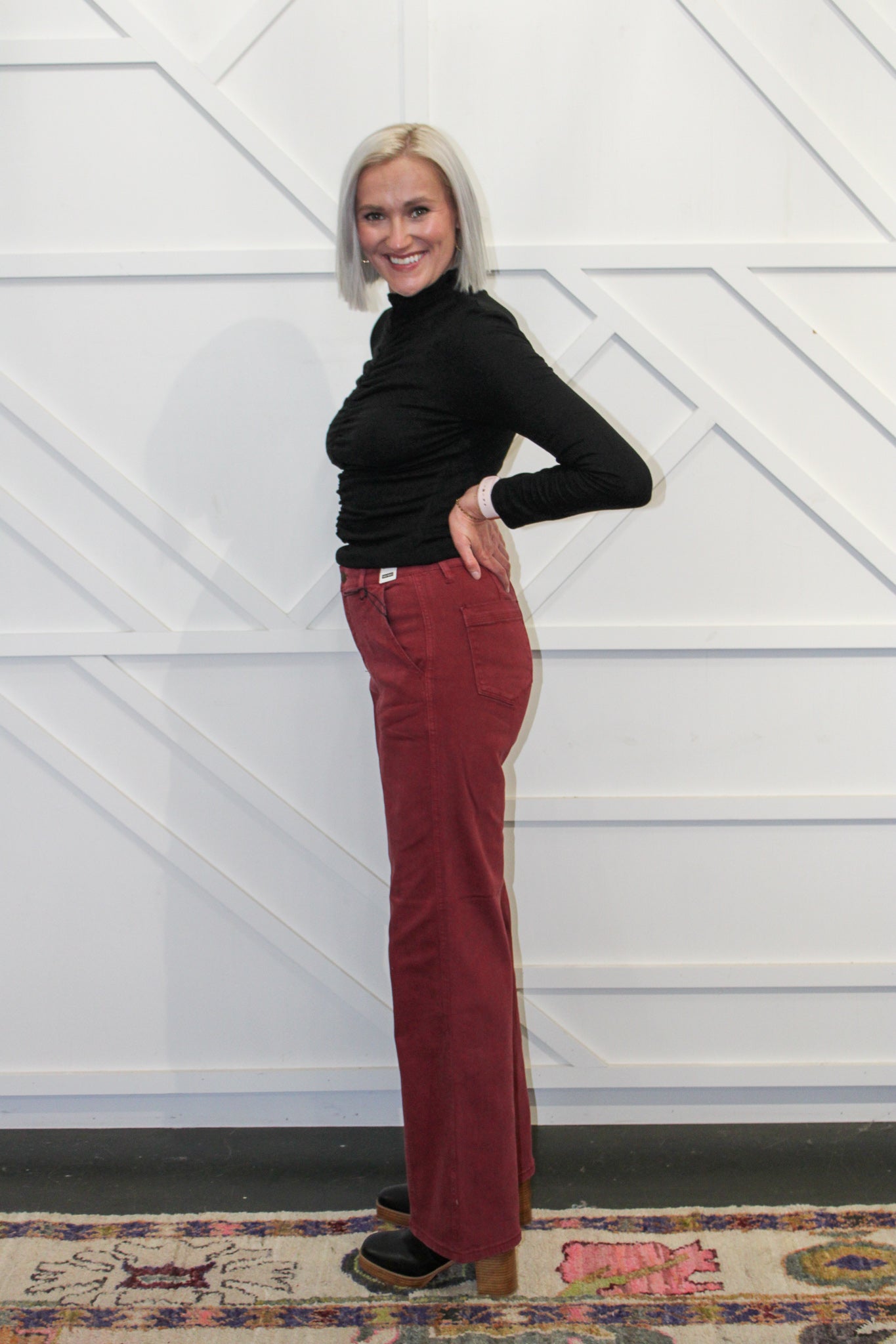 HW Front Seam Straight Jean
