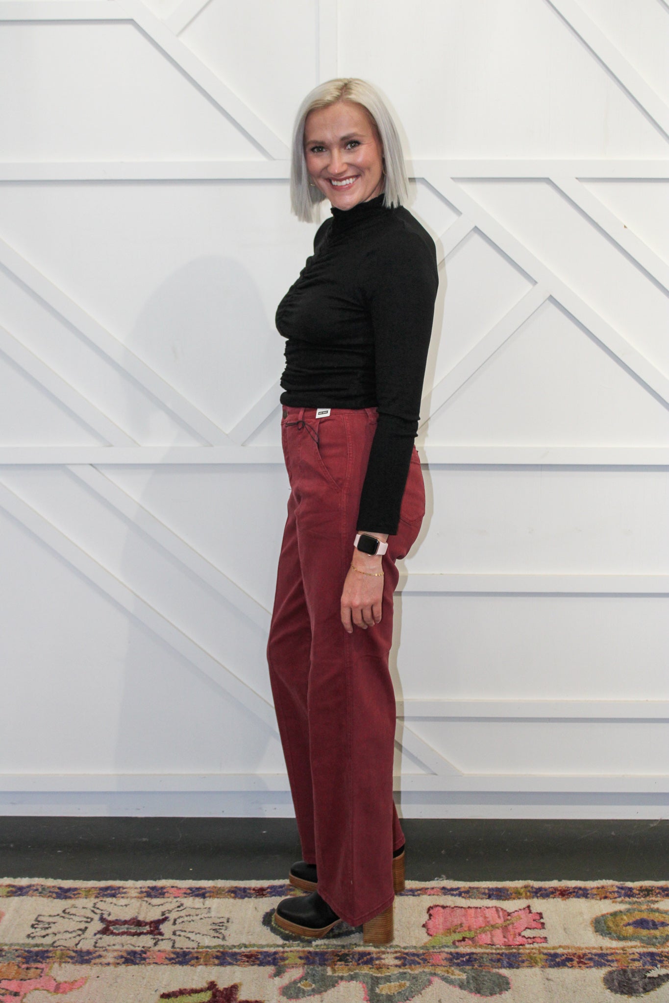 HW Front Seam Straight Jean