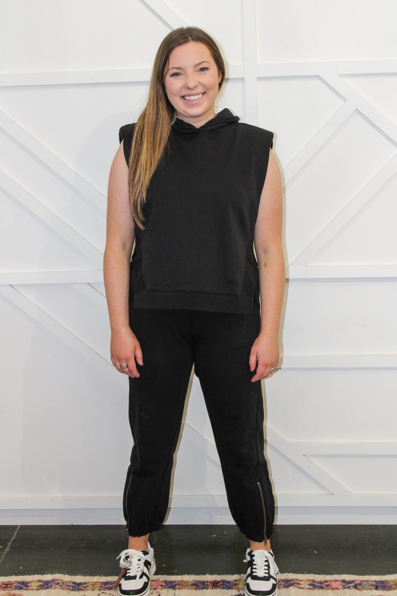 Anna Sleeveless Hoodie