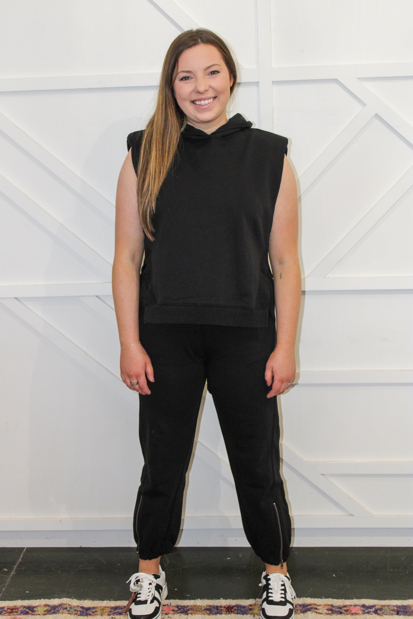 Anna Sleeveless Hoodie