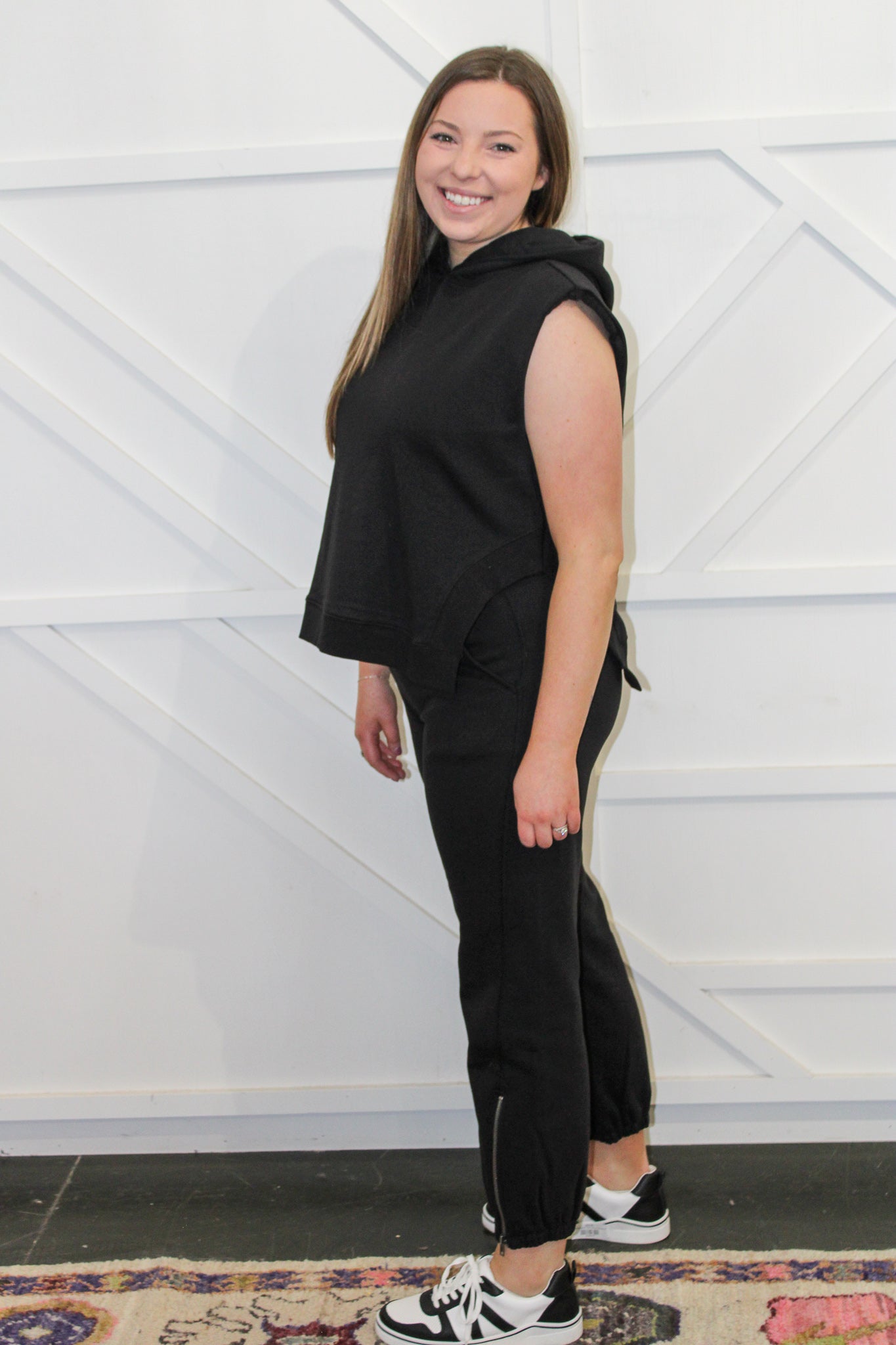Anna Sleeveless Hoodie