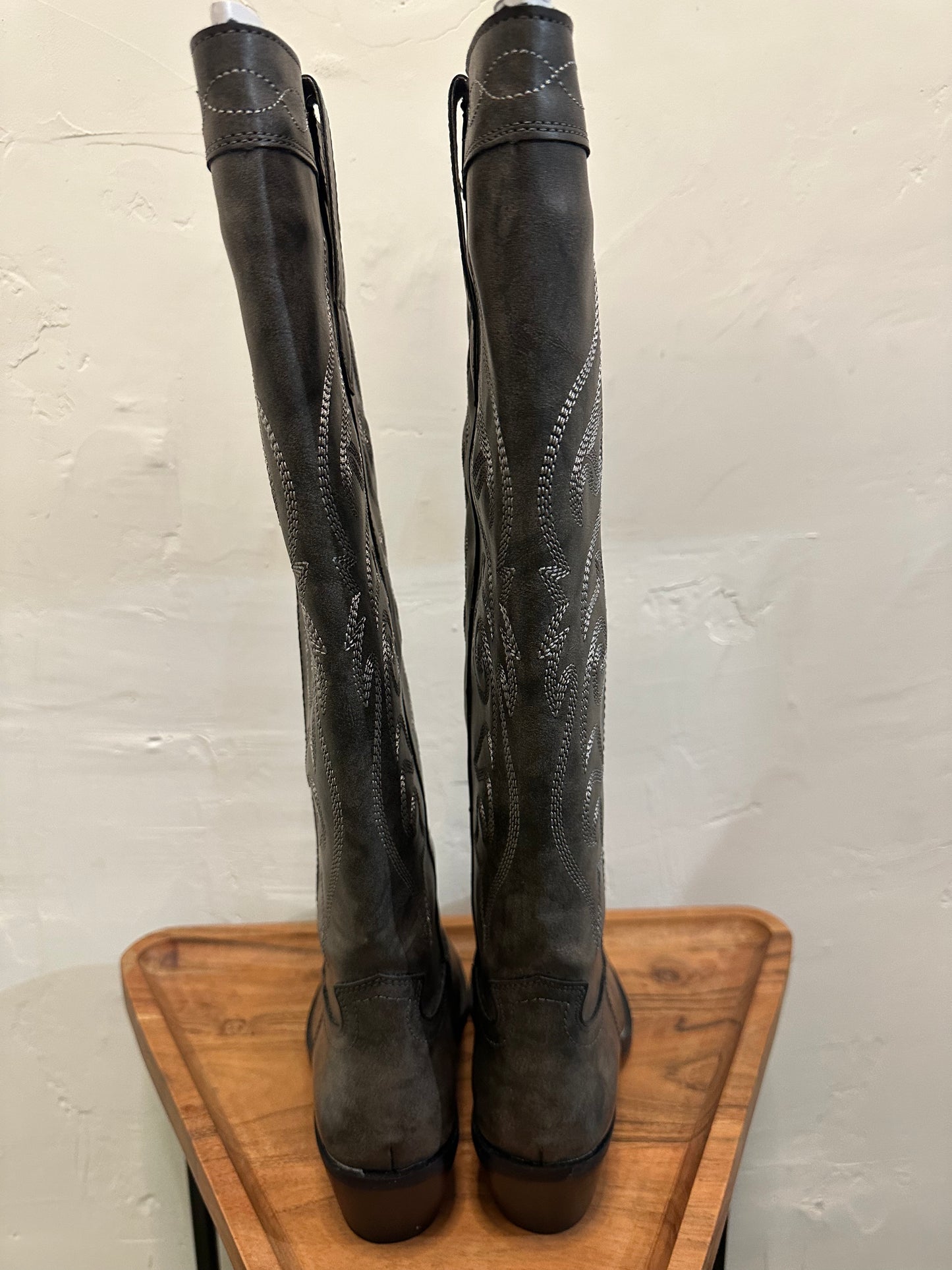 Zaire Tall Boot