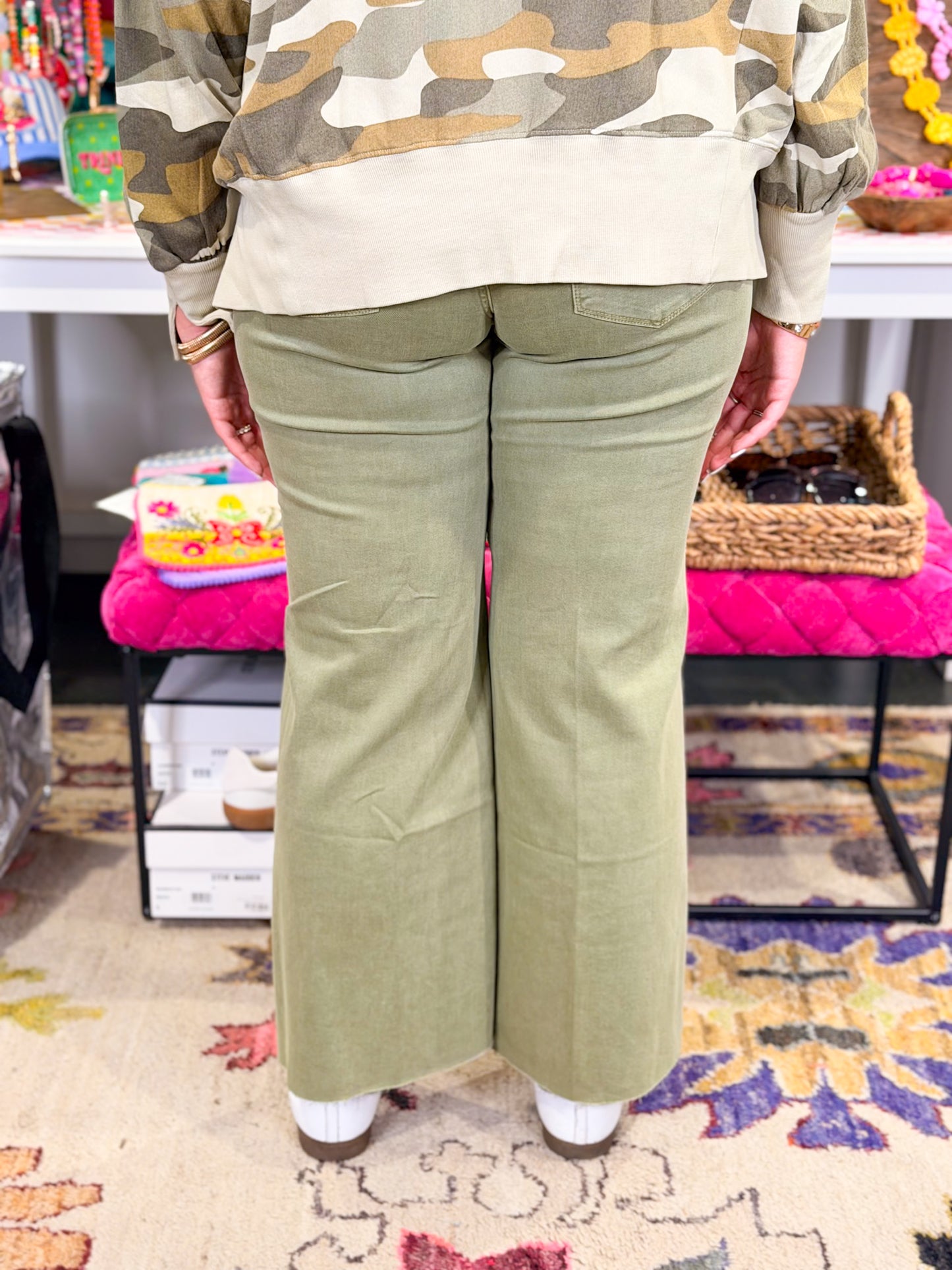 Micah Vetiver Pant