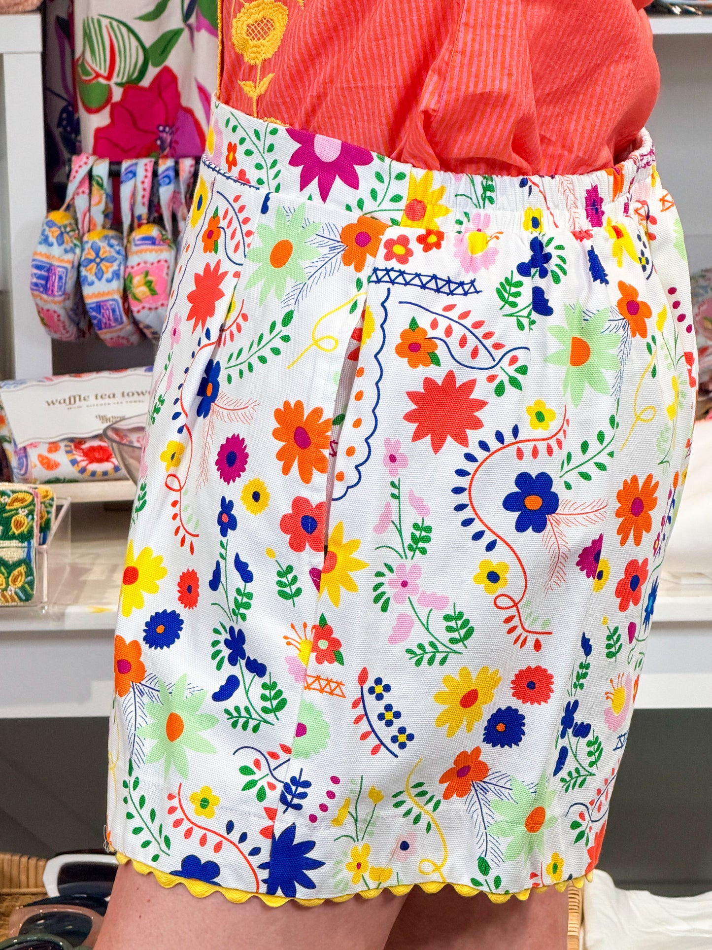 Flores Short
